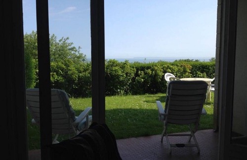 Villers-sur-Mer Apartment | Brise du Large: large 6-person apartment with magnificent sea view