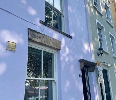 Clifton Apartment | Bristol townhouse with harbour views. Sleeps 7