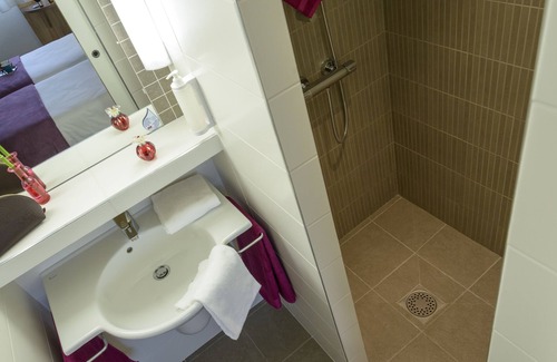 Reims Hotel | Brit Hotel Reims Croix Blandin