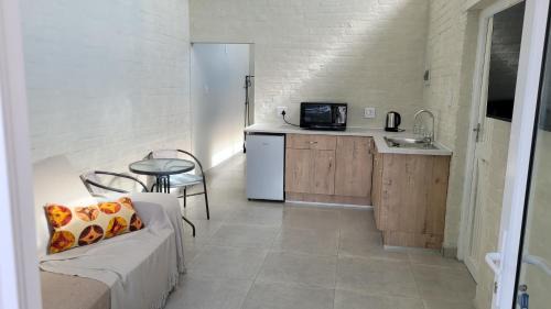 Port Elizabeth Apartment | Broadwood Guest House