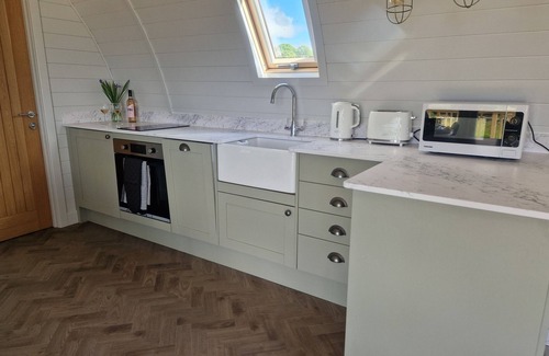 Latheronwheel Ski Chalet | Bromach Lodge - Luxury Glamping. Sleeps up to 6. Gorgeous Sea Views along NC500