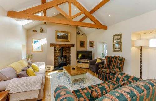 Edern House | Bron Gors