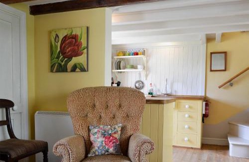 Westbrook Court House | Brook Cottage