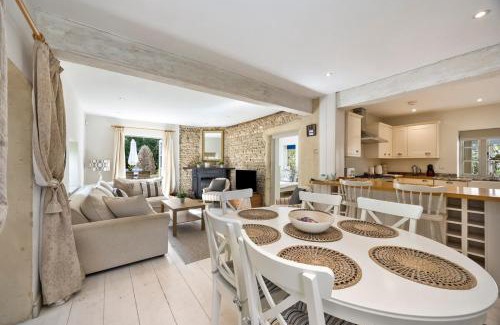 Ford House | Brookpit Cottage Coastal Retreat