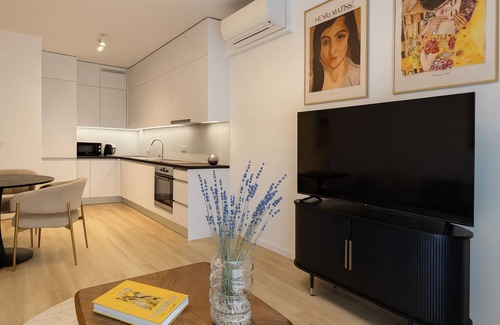 Mirow Apartment | BROWARY DESIGNER APARTMENTS by Country 2 Country