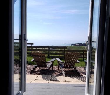 Dunbeath Villa | Bruadarach 'Visionary, Dreamer'