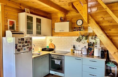 Laktasi House | Brvnaria