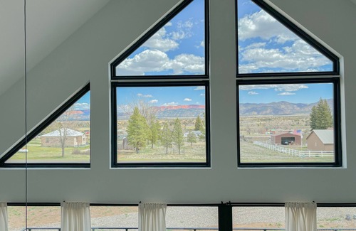 Hatch House | Bryce, Zion National and State Park Retreat