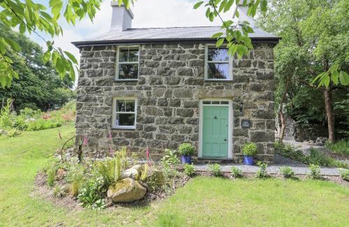 Boduan House | Bryn Moelyn Cottage