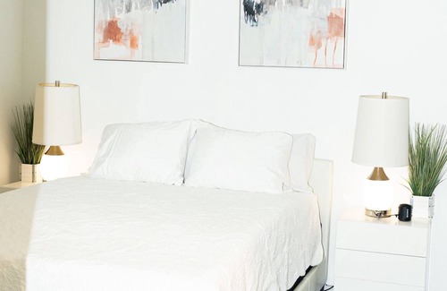 Lenox Apartment | Buckhead Views