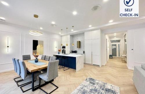 Vizivaros Apartment | Buda Suite I HillCharm I 3Bedroom I Self Check-In