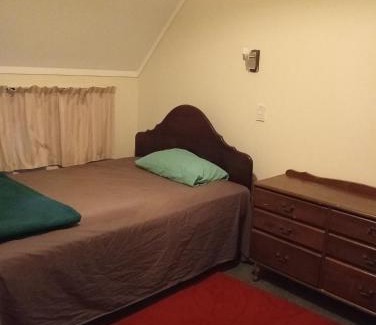 Tauranga House | Budget accommodations city center