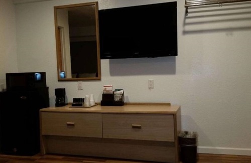 Cathedral Hill House | Budget-friendly accommodations in San Francisco!