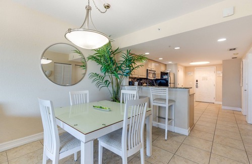 Capri Isle Condo | Budget-Friendly · Luxe Comfort & Style
