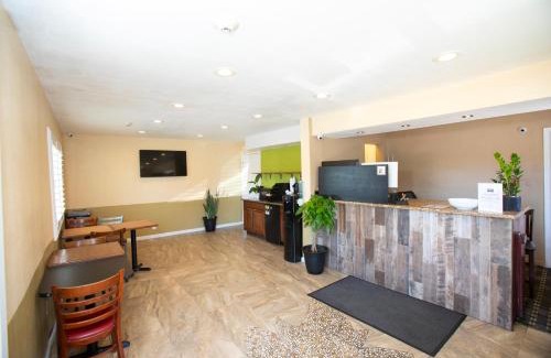 Rohnert Park Hotel | Budget Inn by 101 Bus from Downtown