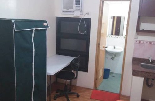 Pio del Pilar House | Budget Studio Unit in Makati