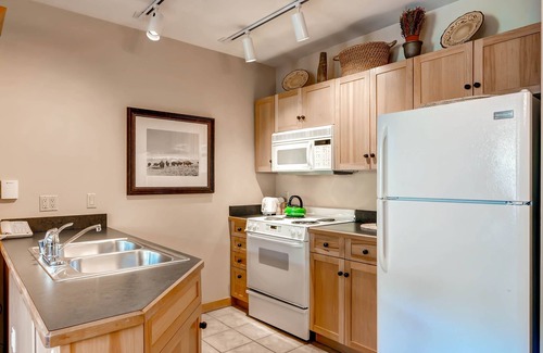 River Run Condo | Buffalo Lodge 8325