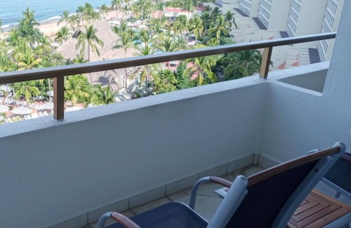 Diaz Ordaz Apartment | Buganvilias Vacation Club OWNER Hotel Studio Suite, Request Dates