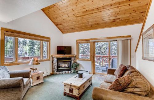 Fall River Estates Apartment | Bugle Pointe B13 by Estes Park Condos