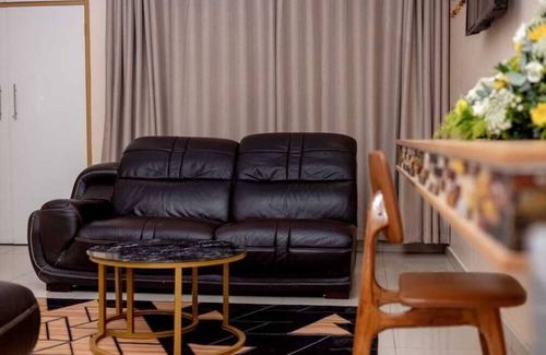 Bulawayo House | Bulawayo Central Lodge