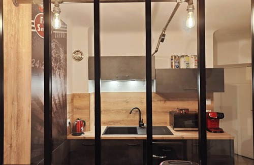 Meynes Apartment | Bulle Industrielle Dans le Gard