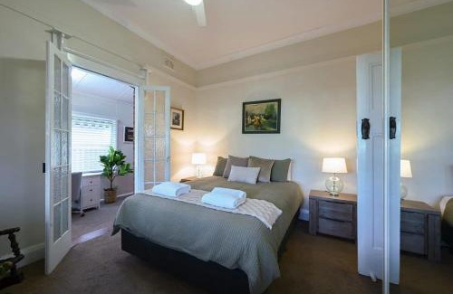 Dubbo House | Bultje Bliss - CBD Haven, 1920s Timeless Charm