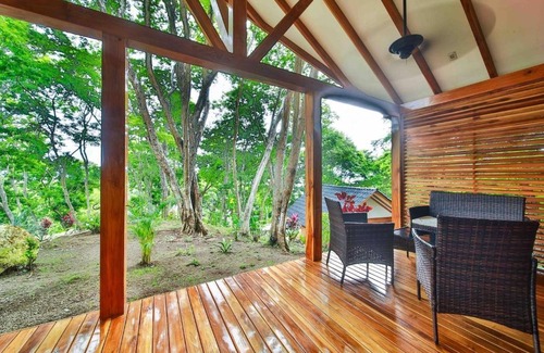 Playa Naranjo House | Bungalow description