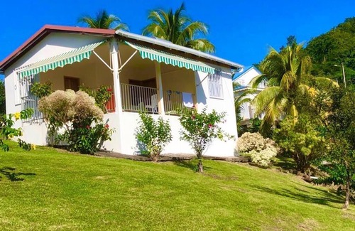 Bouillante House | Bungalows with swimming pool with breathtaking sea and mountain views for 4 people each