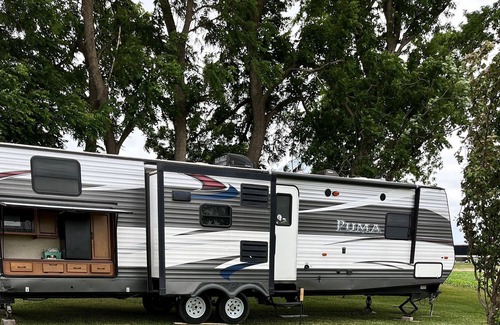 Brooklyn RV Rental | Bunkhouse Camper