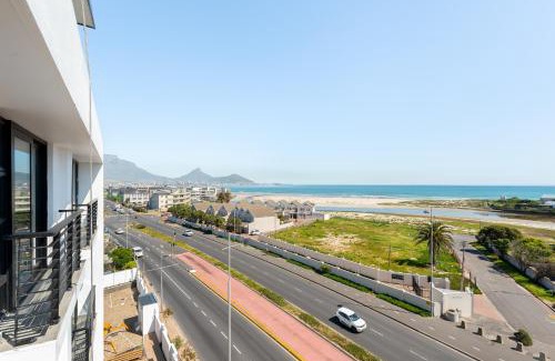 Milnerton Apartment | Burmeister on Park Apartments