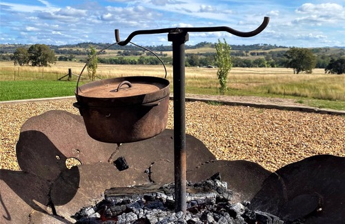 Two Mile Flat House | Burraburoo Retreat: Escape Explore Reset