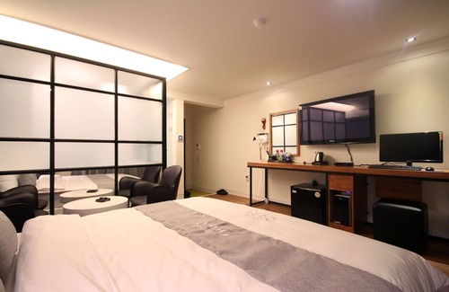 Yeonsan Hotel | Busan Yeonsan-dong Oops