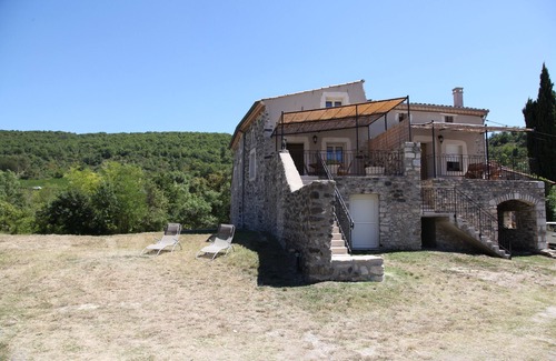 Saint-Thome House | Bussas riverside gîte