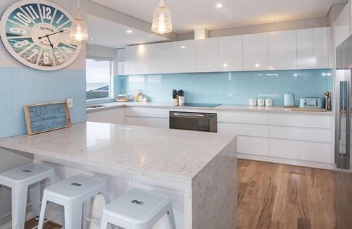 West Busselton House | Busselton Beach House "Luxury Beach Front & Spacious 2 Storey Home"