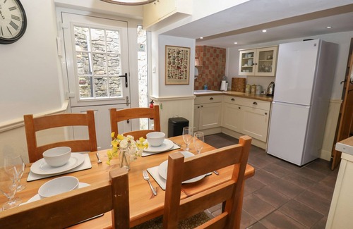 Great Longstone Cottage | Buttercup Cottage