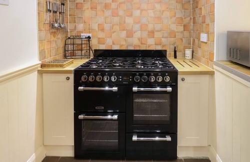 Great Longstone Cottage | Buttercup Cottage