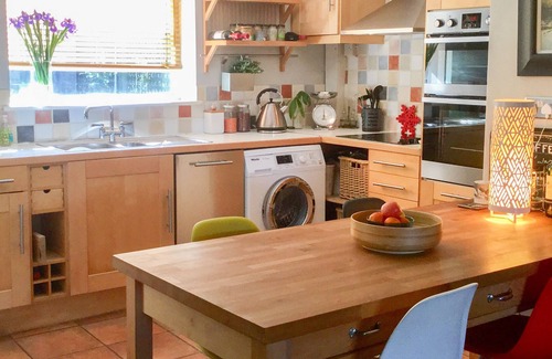 Clayton Cottage | BUTTERFLY COTTAGE, pet friendly, character holiday cottage in Clayton