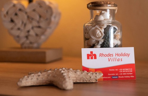 Theologos Villa | Butterfly villa sleeps up to 14