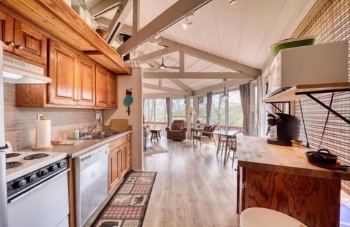 Beech Mountain Ski Chalet | BW-7 Mountain Treehouse Authentic Roundhouse near Beech Mountain activities