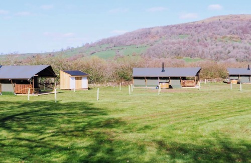 Talybont-on-Usk House | Bwncath Glamping Lodge