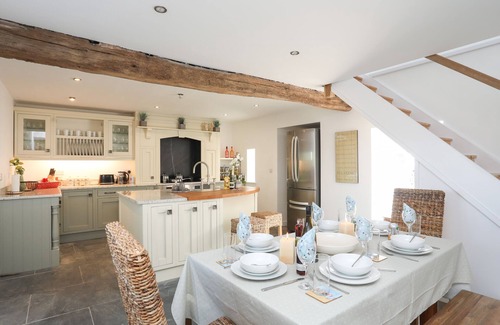 Nefyn Cottage | Bwthyn Gwenyn Yr Haf