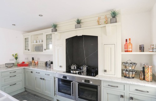 Nefyn Cottage | Bwthyn Gwenyn Yr Haf
