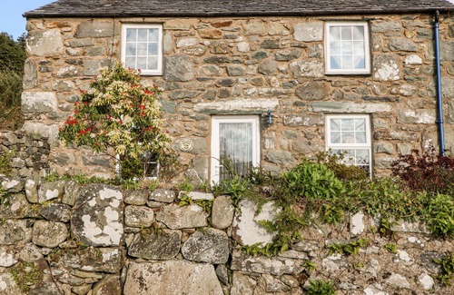 Llanfair House | BWTHYN NAIN, pet friendly, character holiday cottage in Harlech