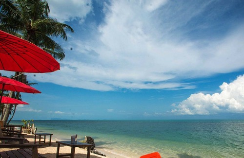 Bang Po Resort | By Beach Resort