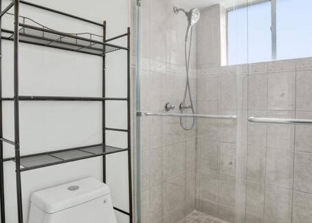 Hollywood House | By Hard Rock Guitar Hotel casino 7 min walk