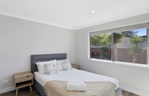 Blue Bay Apartment | By The Bay - Modern accommodation
