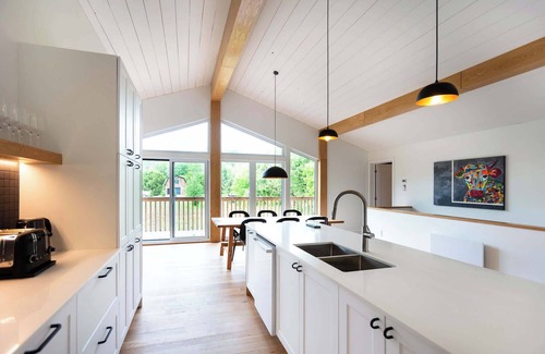 Frelighsburg Ski Chalet | By the river - Le 91