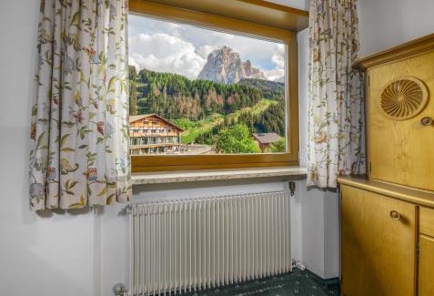 Santa Cristina Val Gardena Apartment | Cësa Panaval Apartments