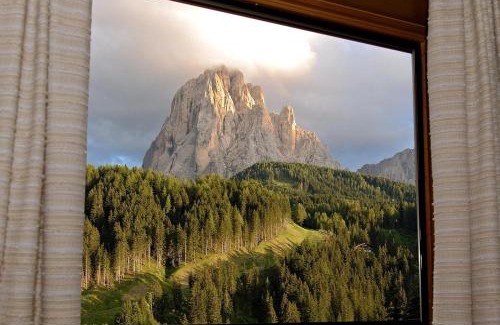 Santa Cristina Val Gardena Apartment | Cësa Panaval Apartments