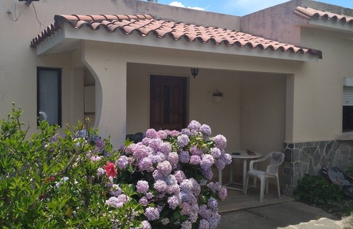 Piriapolis Ski Chalet | Cómoda casa en Piriapolis p/4 personas a 4 cuadras de la playa y a 1 de un super